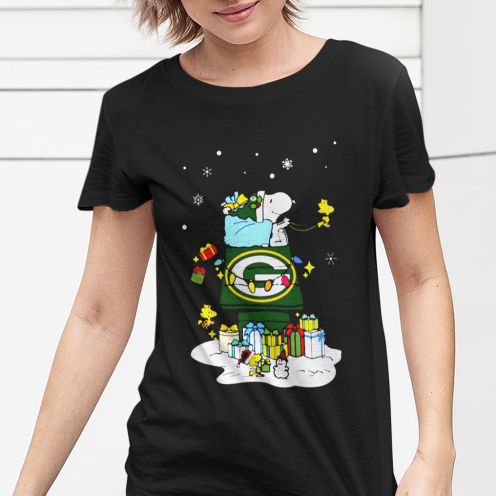 Green Bay Packers Christmas Shirt Santa Snoopy Christmas Shirt Gift Shirt