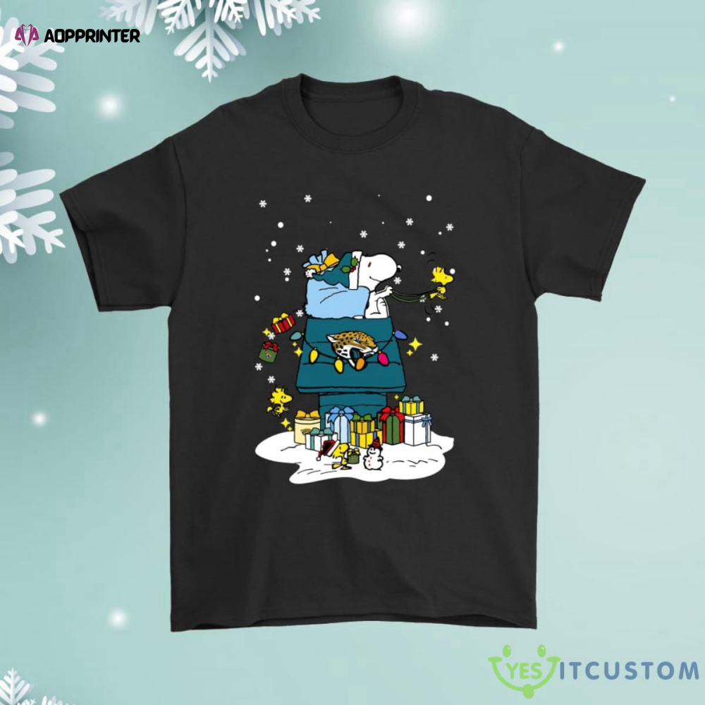 Jacksonville Jaguars Santa Snoopy Brings Christmas To Town Shirt