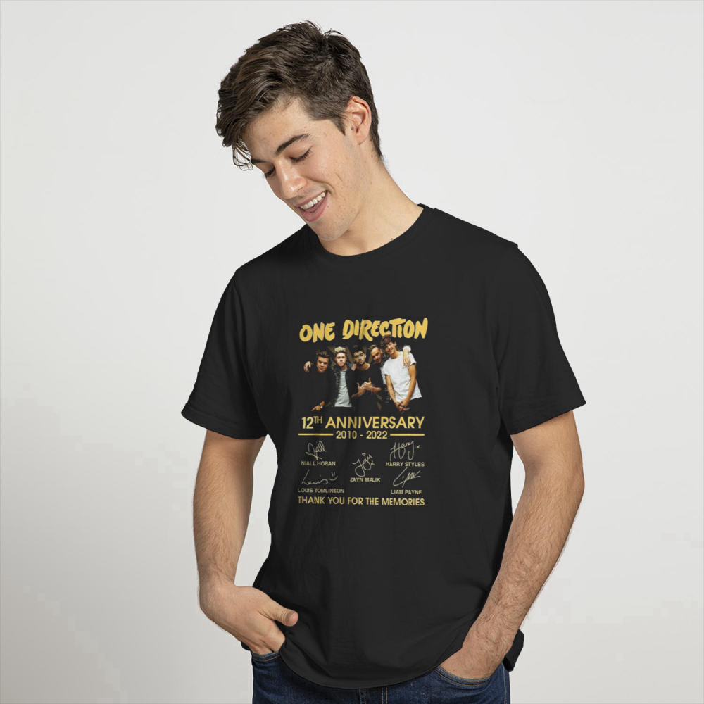 One Direction 12th Anniversary 2010-2022 Signatures T-Shirt