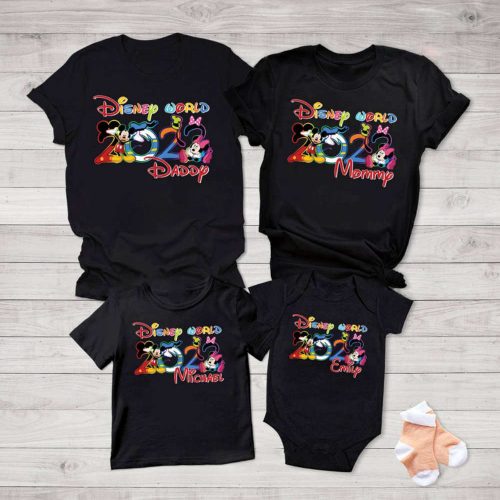 Personalized Disney 2022 Family Vacation T-Shirt