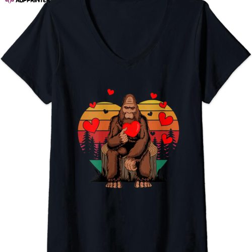 Womens Bigfoot Heart Valentine’s Day Boys Girls Kids Love Sasquatch V-Neck T-Shirt