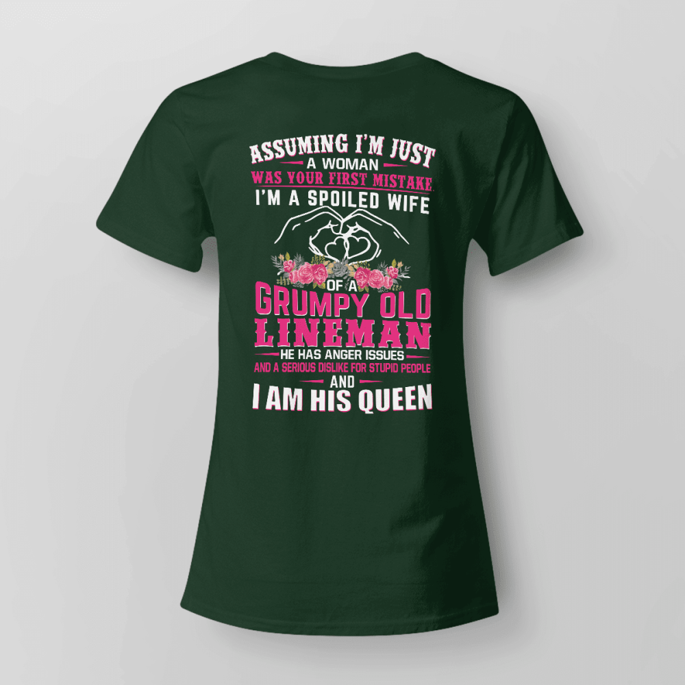 Awesome Lineman’s Lady   T-shirt For Men And Women