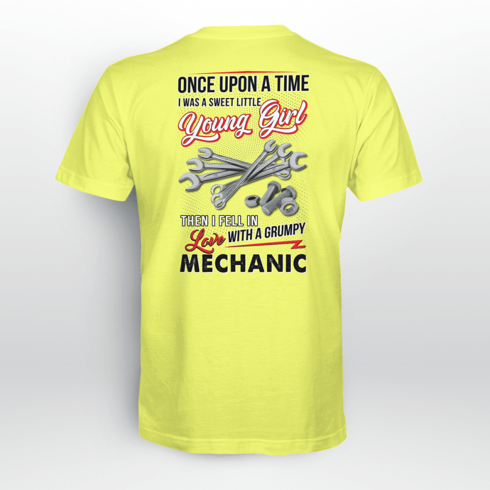 Cute Mechanic’s Girl T-Shirt For Men And Women