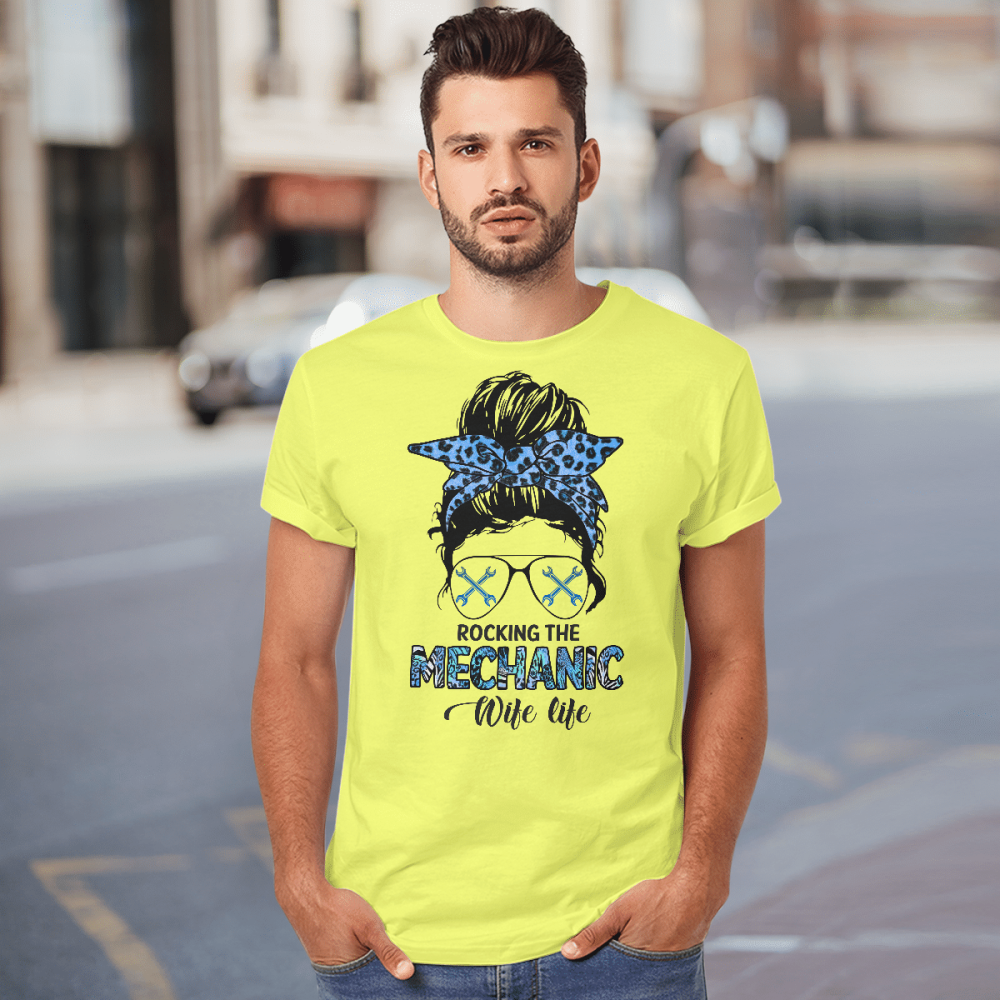 Rocking The Mechanic Wife Life Daisey Yellow T-Shirt For Men And Women