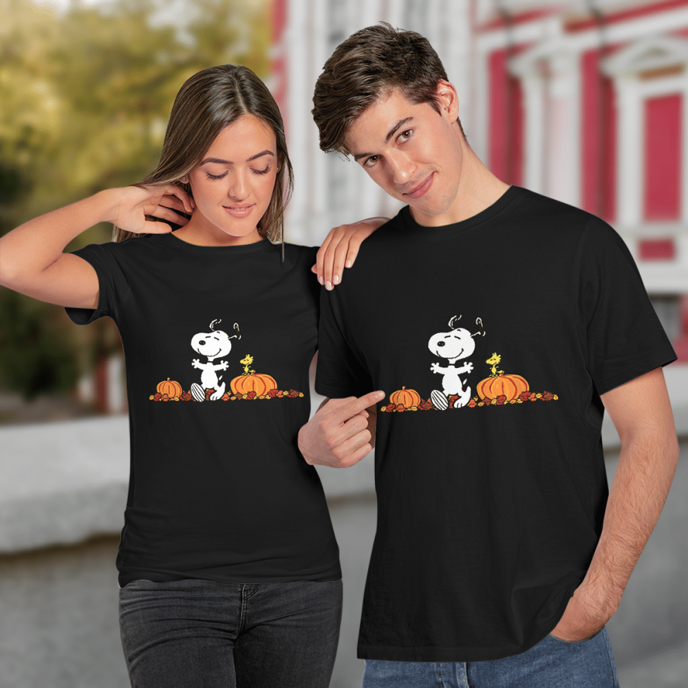 Snoopy Autumn Halloween T-shirt: Spooky Fun & Trendy Design