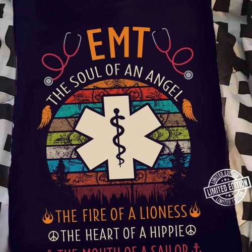 EMT The Soul of an Angel   Navy Blue    T-Shirt, Best Gift For Men And Women