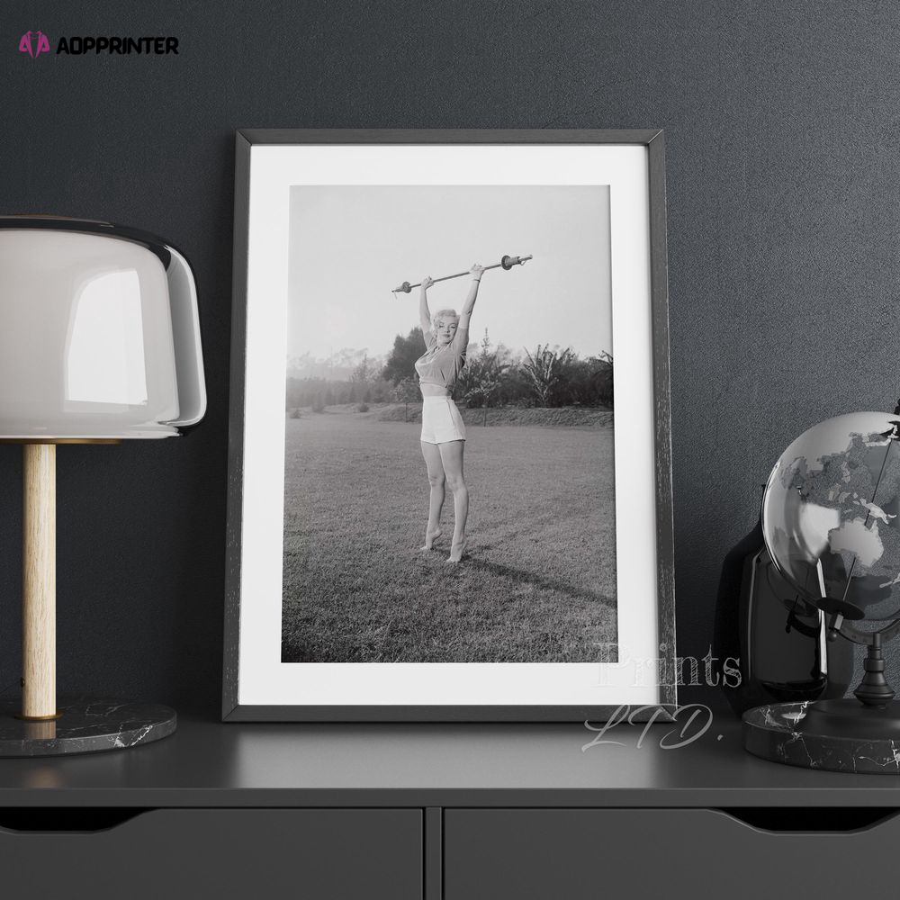 Marilyn Monroe At The Gym Marilyn  Poster – For Home Decor