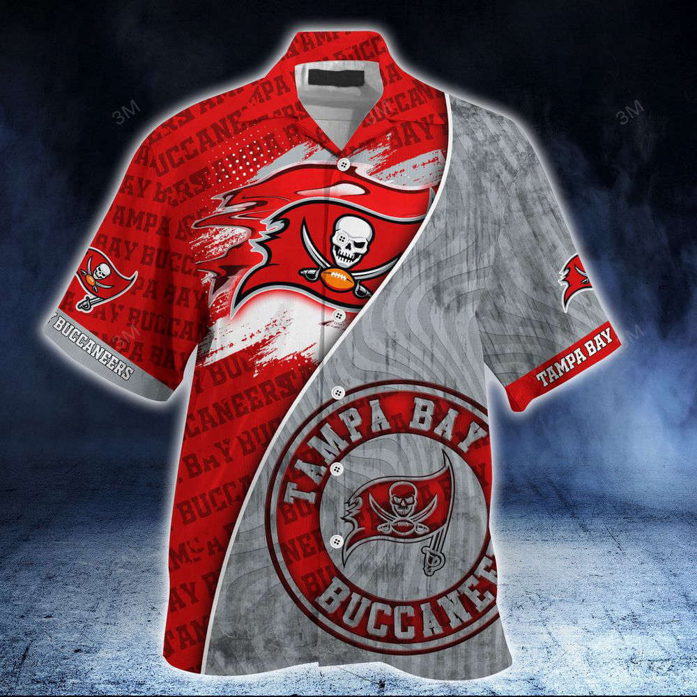 Tampa Bay Buccaneers NFL-Summer Hawaii Shirt And Shorts New Trend For This Season