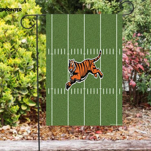 Cincinnati Bengals Tiger Running Field Double Sided Printing   Garden Flag Home Decor Gifts