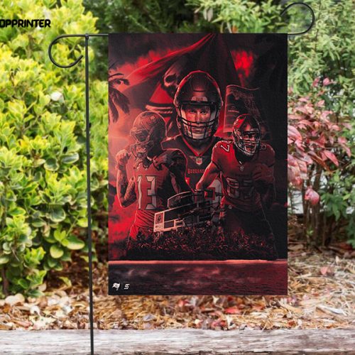 Tampa Bay Buccaneers Players v1 Double Sided Printing   Garden Flag Home Decor Gifts