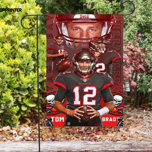 Tampa Bay Buccaneers Tom Brady v32 Double Sided Printing   Garden Flag Home Decor Gifts
