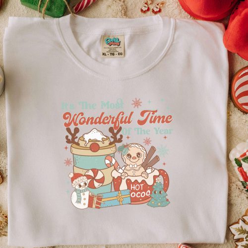 Christmas Retro Shirt: Santa Christmas Tree Tshirt Crewneck – Perfect for Merry Christmas & Vacation!