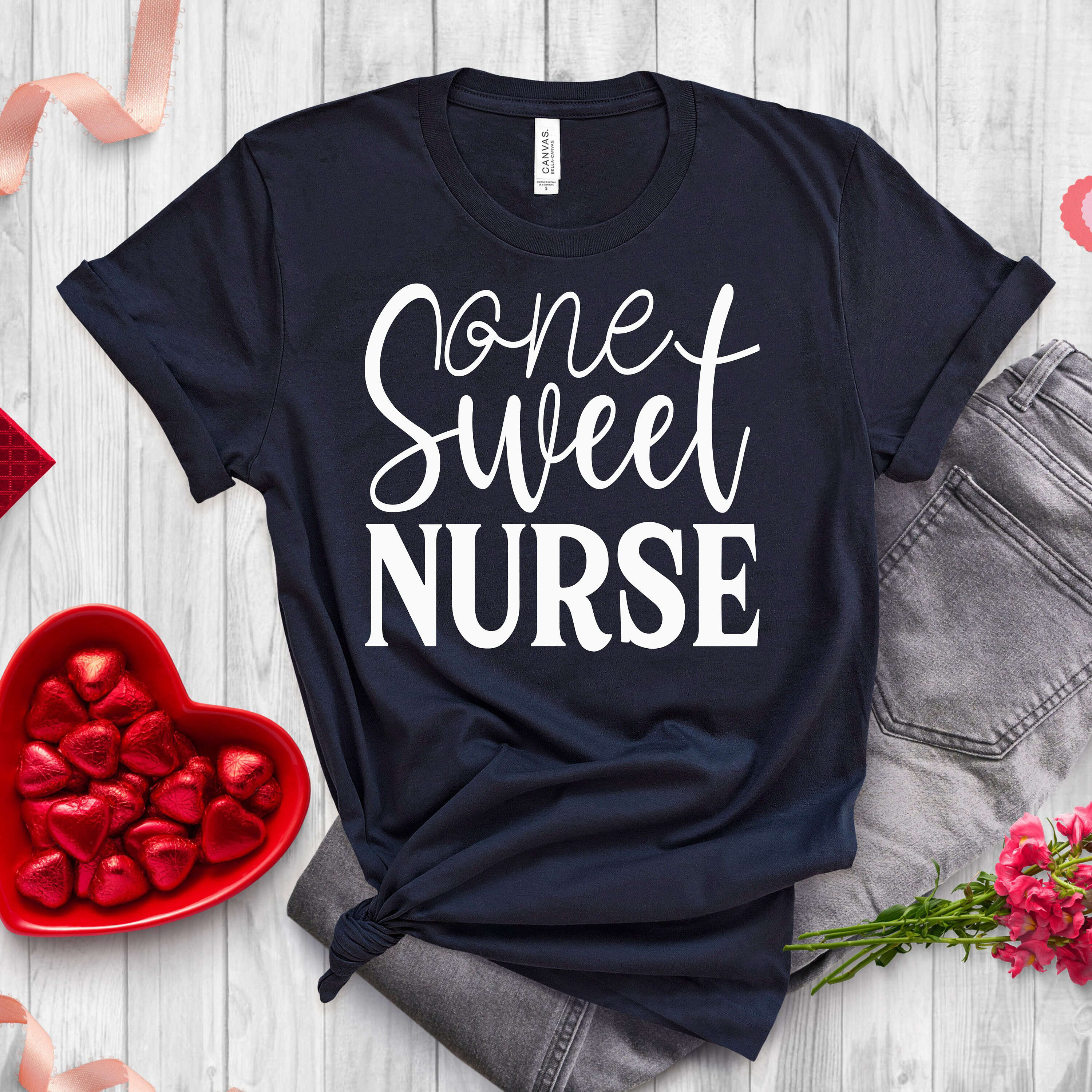 Cute Nurse Valentine s Day Shirt – Perfect Gift for ER Nurses & Healthcare Professionals