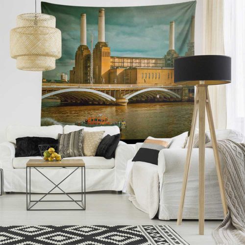 Flying Pig at Battersea Power Station Pink Floyd Tapestry