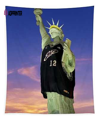 Stunning Lady Liberty All Star Game Susan Candelario Tapestry: Unique & Vibrant Décor