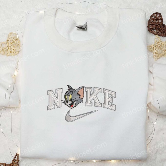 Tom Head x Nike Cartoon Embroidered Sweatshirt, Tom and Jerry Embroidered Shirt, Best Gift Ideas for Family