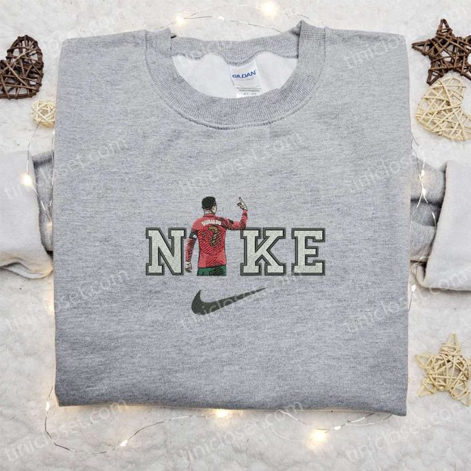 Cristiano Ronaldo x Nike Embroidered Sweatshirt: Celebrity Shirt for Family Perfect Gift Idea!