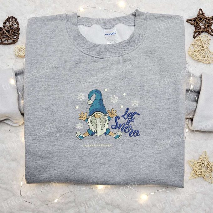 Let It Snow Happy Gnome Shirt & Christmas Hoodie – Best Family Gifts