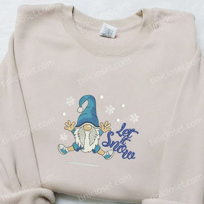 Let It Snow Happy Gnome Shirt & Christmas Hoodie – Best Family Gifts