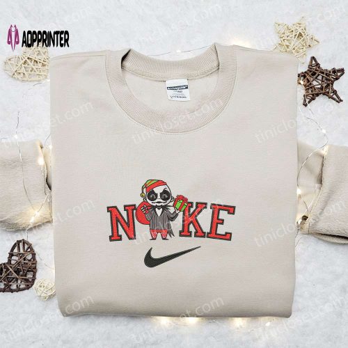 Nike Christmas x Donald Duck Sweatshirt: Walt Disney Embroidered Shirt Best Gift Ideas