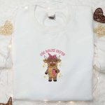 Boujee Highland Cow Embroidered Shirt & Hoodie: Perfect Gift for Animal Lovers!