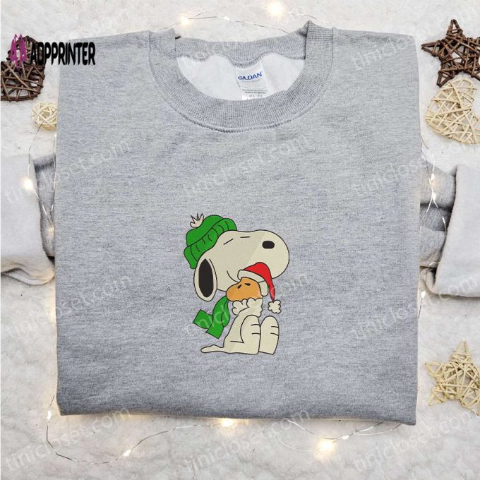 Snoopy & Woodstock Xmas Shirt & Peanuts Cartoon Hoodie: Best Family Christmas Gifts