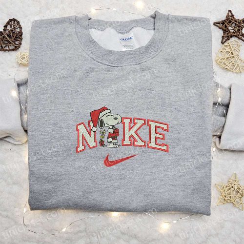 Snoopy & Woodstock Xmas x Nike: Embroidered Shirt Hoodie & Sweatshirt – Christmas Nike Inspired Apparel