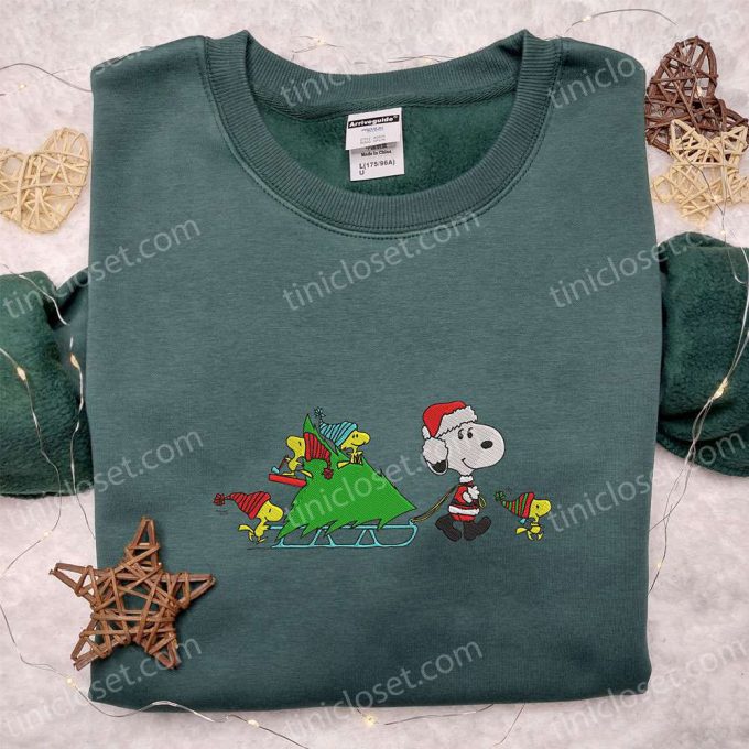 Snoopy & Woodstocks Christmas Embroidered Shirt Peanuts Cartoon Hoodie & Sweatshirt