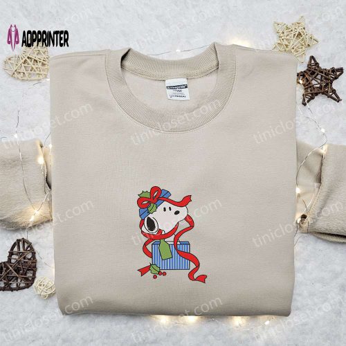 Snoopy & Woodstocks Christmas Embroidered Shirt Peanuts Cartoon Hoodie & Sweatshirt