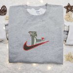 Tom Give Heart x Swoosh Sweatshirt Tom and Jerry Cartoon Shirt Best Gift Ideas