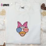 Stylish American Daisy Duck Embroidered Shirt with Glasses – Perfect Disney National Day Gift