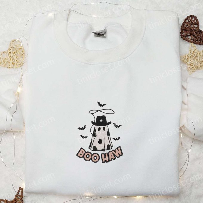 Halloween Boo Haw Ghost Embroidered Sweatshirt – Cool Shirts Perfect Gift for Halloween Lovers