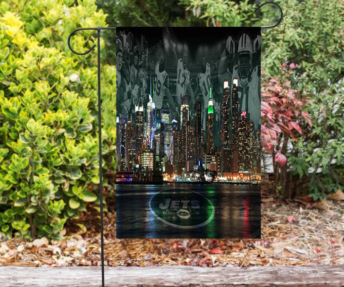 New York Jets City Night v25 Double Sided Printing Garden Flag – House Flag Home Decor Gift – House Flag Home Decor Gift