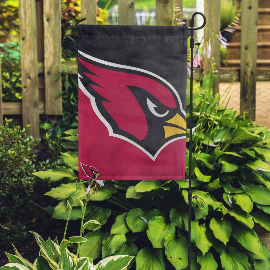 Arizona Cardinals Colorblock Helmet Garden Flag – House Flag Home Decor Gift – House Flag Home Decor Gift