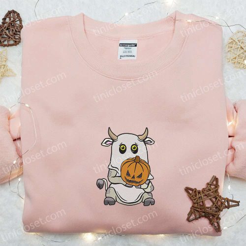 Spooky Boo Ghost Cow Embroidered Sweatshirt – Perfect Halloween Gift Idea