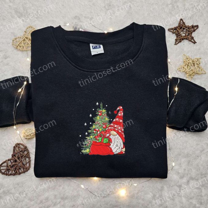 Christmas Tree Gnome Hoodie: Best Holiday Gift for Family