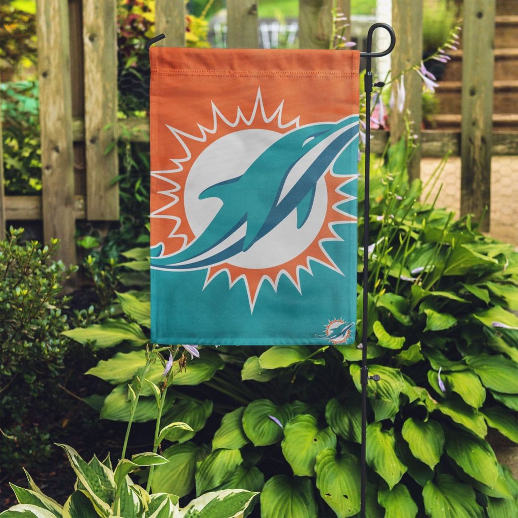 Miami Dolphins Colorblock Helmet Garden Flag – House Flag Home Decor Gift – House Flag Home Decor Gift