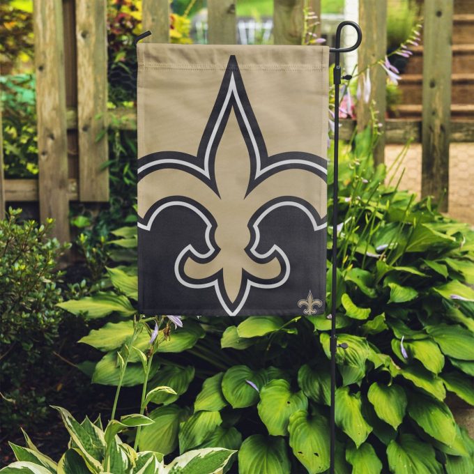 New Orleans Saints Colorblock Helmet Garden Flag – House Flag Home Decor Gift – House Flag Home Decor Gift