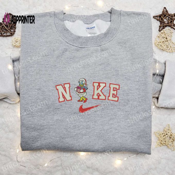 Nike Christmas x Daisy Duck Embroidered Sweatshirt – Festive Disney Shirt – Best Christmas Gift Ideas