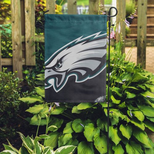 Philadelphia Eagles Colorblock Helmet Garden Flag – House Flag Home Decor Gift – House Flag Home Decor Gift