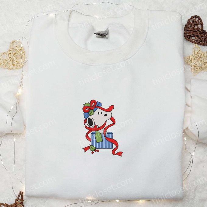 Snoopy Christmas Gift Box Shirt & Peanuts Cartoon Hoodie: Best Family Christmas Gifts