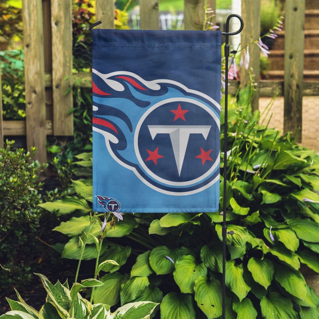 Tennessee Titans Colorblock Helmet Garden Flag – House Flag Home Decor Gift – House Flag Home Decor Gift